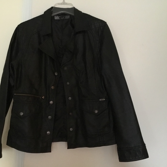 Jacket - Picture 1 of 3